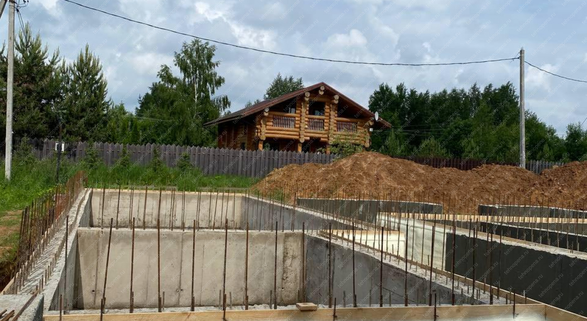 Утепление фундамента ППУ, СНТ Видный