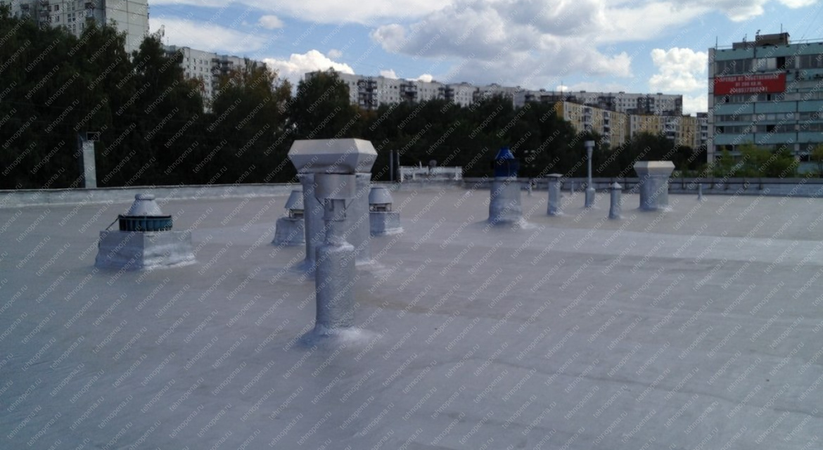 Ремонт плоской кровли ТЦ полимочевиной